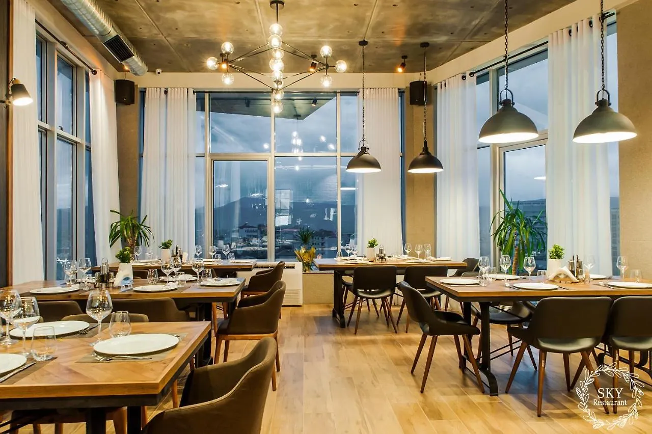 Sky Hotel Korce