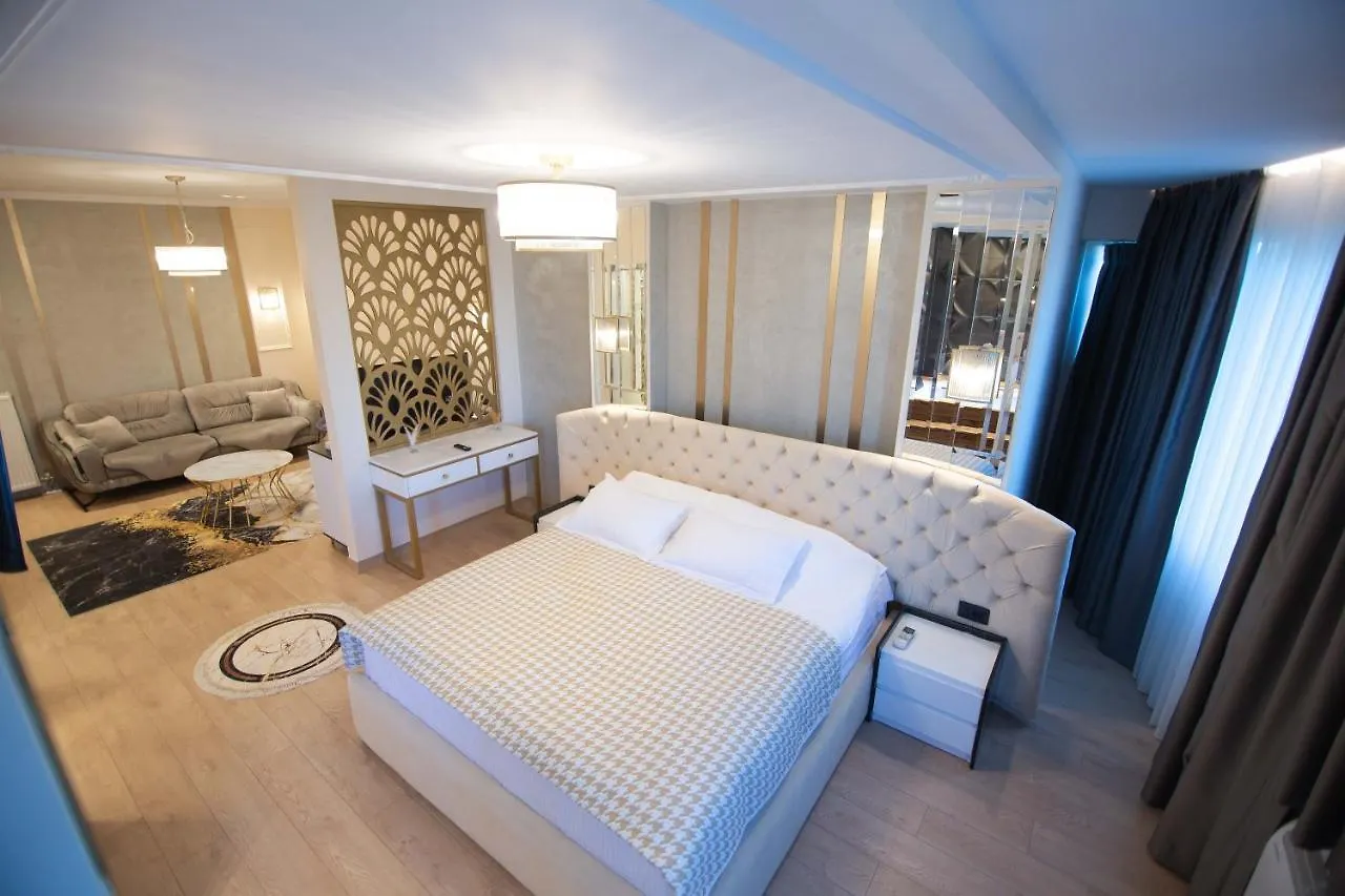 Sky View Hotel Korce