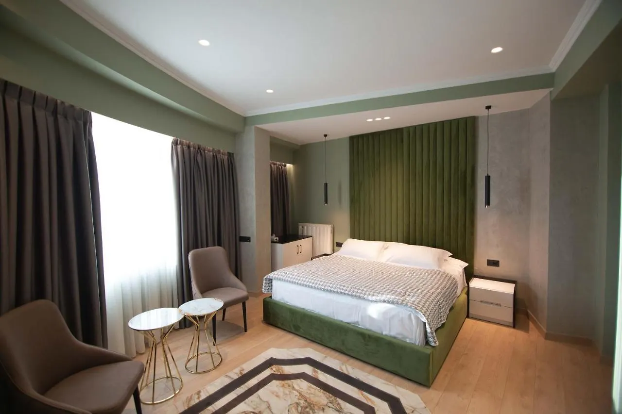 Sky View Hotel Korce