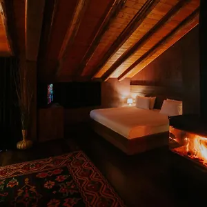 Hotel Dim's & Restaurant