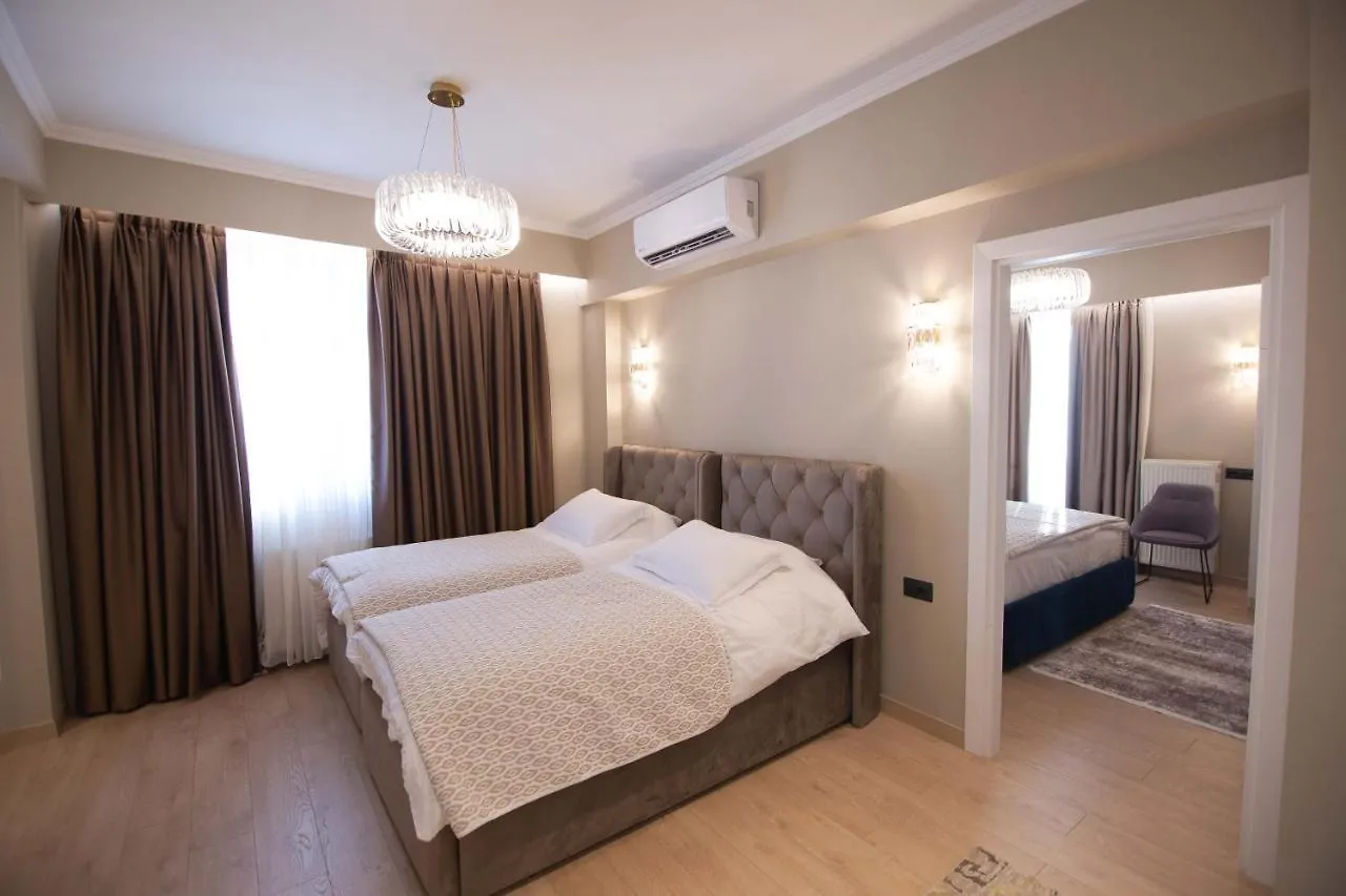 Sky View Hotel Korce