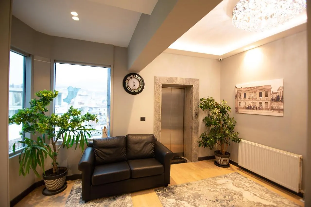 Sky View Hotel Korce